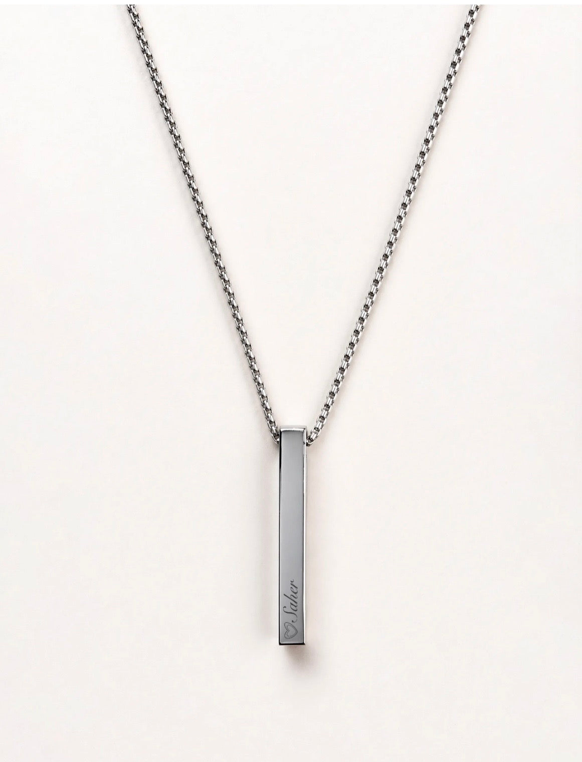 Custom engraved bar pendant necklace - Saher engraving close-up